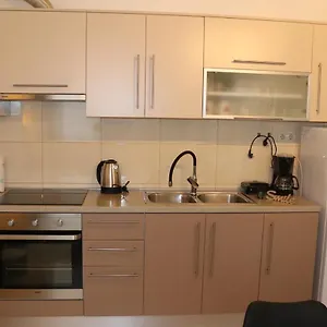 https://apartman-kikaso-near-mall-of-split-free-parking.splithotels.org
