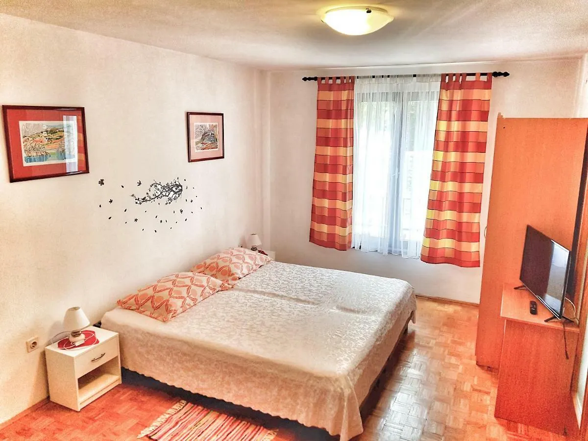 Apartment Nena Novi Vinodolski